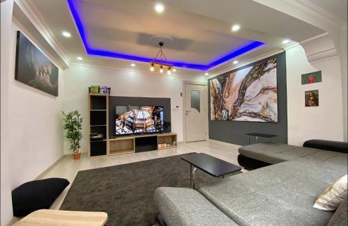 Sisli Apartment | Cozy Big Şişli Apartment , AC, Modern &for Family,Friendly in Center