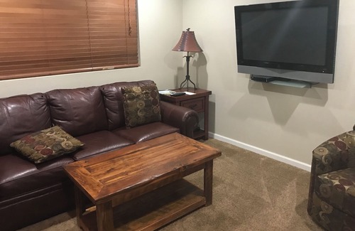 Bigfork Apartment | Cozy Bigfork Apartment Location Price Wonderfully Comfortablenwalk to Bigfork.