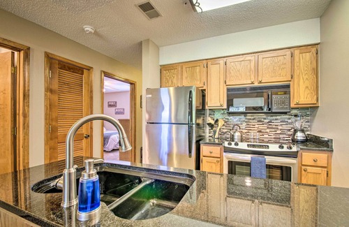Notch Estates Condo | Cozy Branson Getaway ~ 2 Mi to Silver Dollar City!