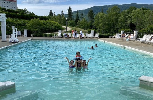 Bretton Woods House | Cozy Bretton Woods Townhome, 1 Gig Wifi, Views Next Door to Mt Washington Resort