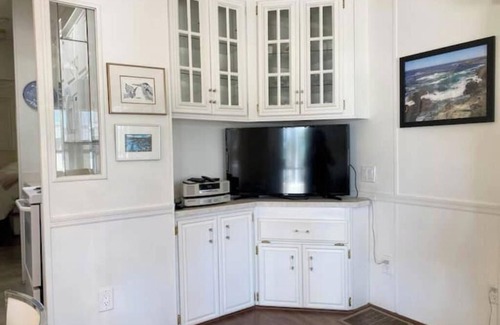 Mesa House | Cozy Bright Park Model, Vibrant 55+ many Amenities