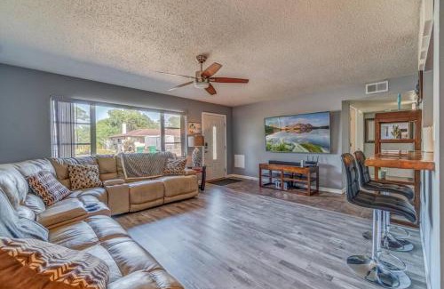 Charlotte Harbor House | Cozy Bungalow 5mins to downtown and Harbor