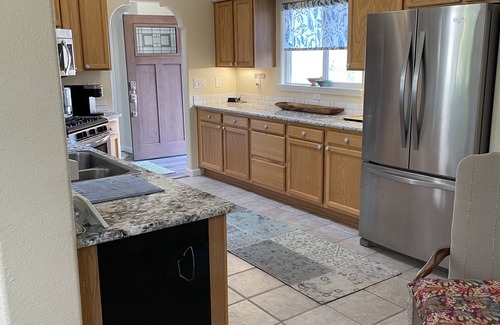 Placitas House | Cozy Bungalow -Historic Village Placitas, NM, 19 mi - 25 min to Balloon Festival