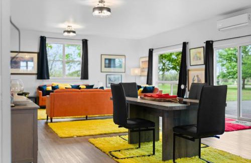Masstown House | Cozy Bungalow in Nova Scotia with Backyard Patio