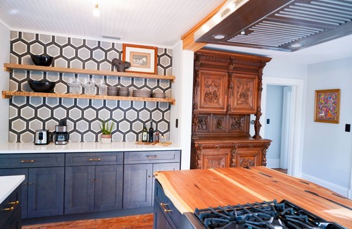 Clearwater House | Cozy Bungalow on a Permaculture Homestead