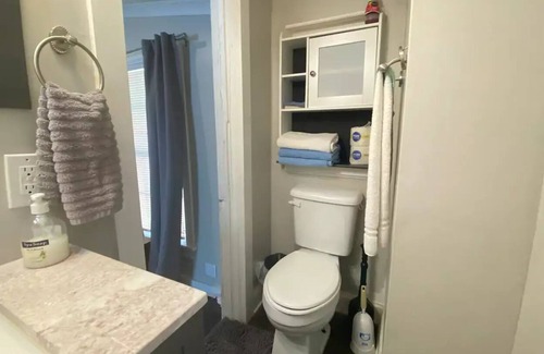Hattiesburg House | Cozy Bungalow, Perfect Hideaway Close to Downtown!
