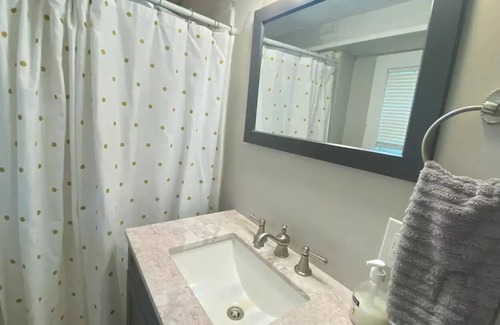 Hattiesburg House | Cozy Bungalow, Perfect Hideaway Close to Downtown!