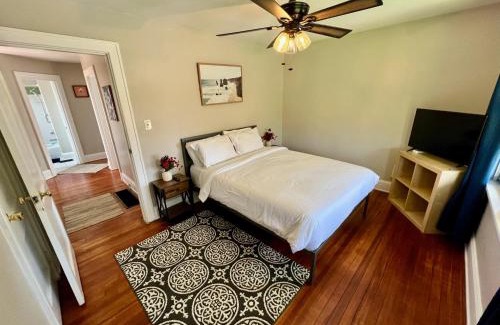 West Price Hill House | Cozy Bungalow Quiet Neighborhood Suite 1