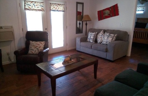 Carbondale Cabin | Cozy cabin a mile from lake and hiking.