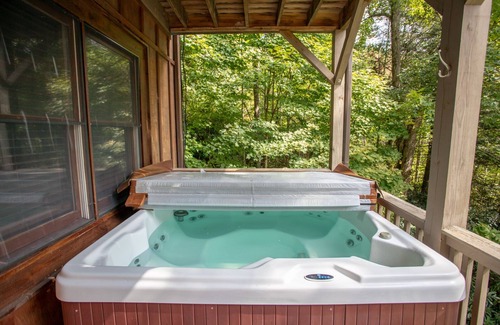 Banner Elk Cabin | Cozy Cabin in a Quaint Village