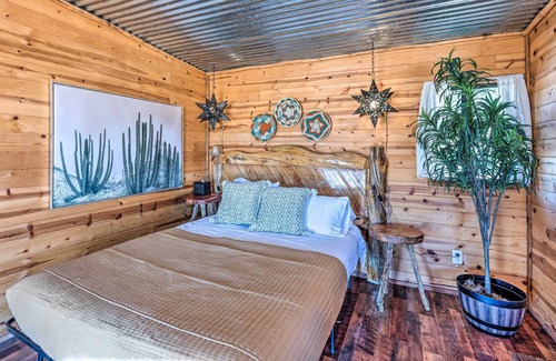 Glencoe Cabin | Cozy cabin in Capitan near Ruidoso