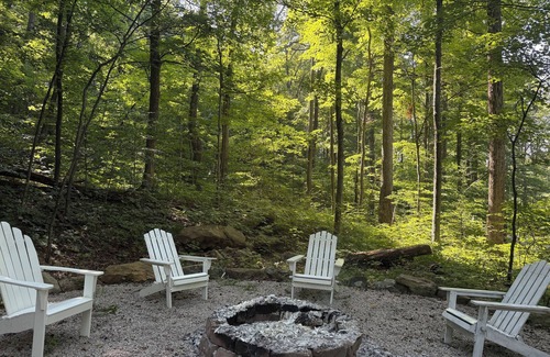 Means Cabin | Cozy Cabin in Red River Gorge