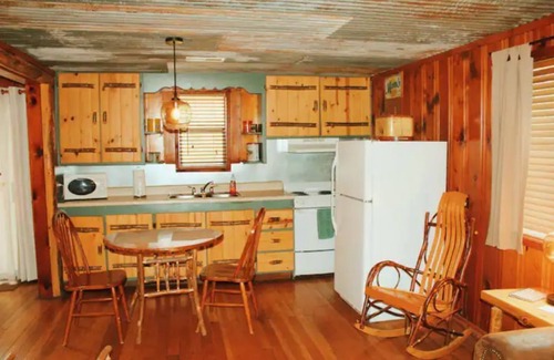 Ruidoso Cabin | Cozy Cabin in Ruidoso Upper Canyon, less than 5 minutes from Midtown proper!