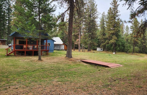 Anatone Cabin | Cozy cabin in serene location minutes from Umatilla National Forest