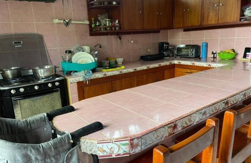Bellavista House | Cozy Cabin in the Galapagos Islands - Free Bikes