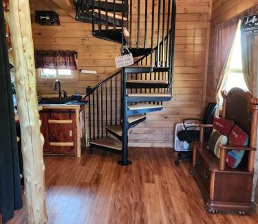 Hamptonville House | Cozy cabin in tranquil paradise