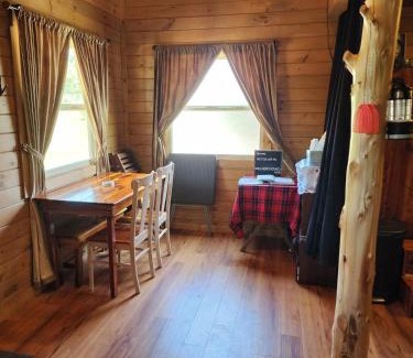 Hamptonville House | Cozy cabin in tranquil paradise