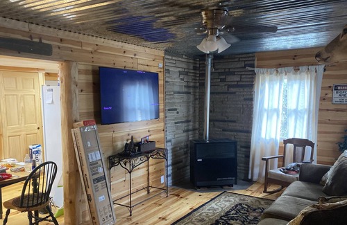 Grayling Cabin | Cozy cabin near the Au Sable