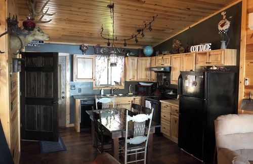 Waterville Cottage | Cozy cabin on lake sakatah, ol time resort.