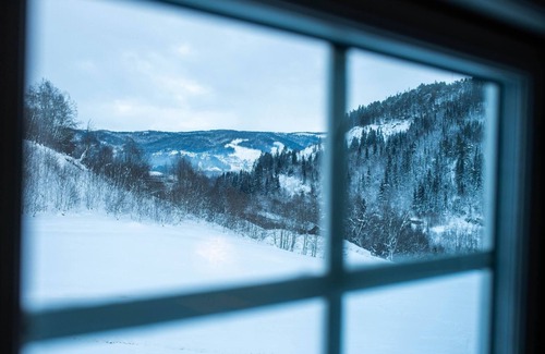 Storen Cabin | Cozy Cabin Retreat in Scenic Valley, E6 South of Trondheim