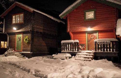 Storen Cabin | Cozy Cabin Retreat in Scenic Valley, E6 South of Trondheim