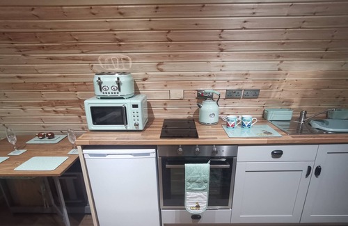 Spittal Cabin | Cozy Cabin Retreat in Halkirk