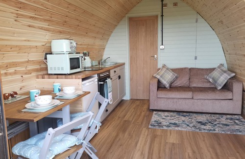 Spittal Cabin | Cozy Cabin Retreat in Halkirk