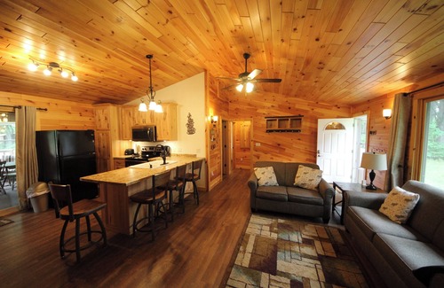 Brazeau Cabin | Cozy Cabin Retreat - Steps from White Potato Lake