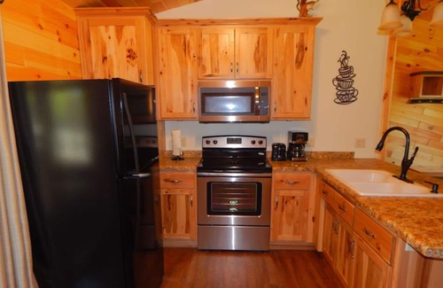 Brazeau Cabin | Cozy Cabin Retreat - Steps from White Potato Lake