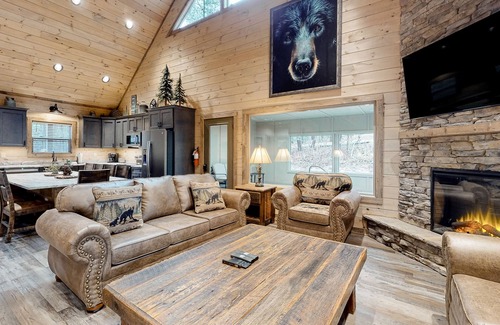 Gatlinburg - Pigeon Forge Cabin | Cozy cabin stay w/private pool, hot tub, movie room, & free attraction tickets