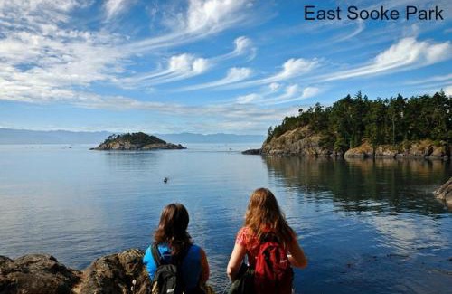 Sooke House | Cozy Cabin Suites, Sooke, Bc
