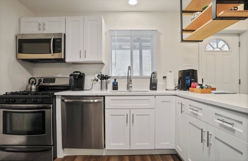 Kabletown House | Cozy Cabin w/Hot Tub, Arcade & Fire Pit perfect for up to 8 people