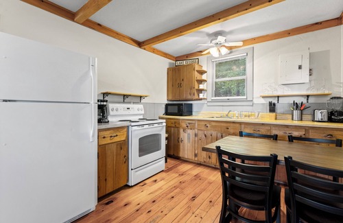 Bolton Landing Cabin | Cozy Cabin with 40ft Covered Dock on Lake George