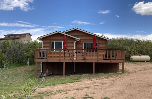 Sedalia Cabin | Cozy Cabin with a Mountain View