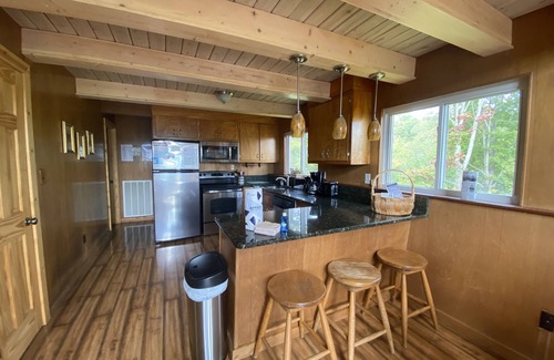 Chalet Village Ski Chalet | Cozy Cabin with Breathtaking Views – Sleeps 6