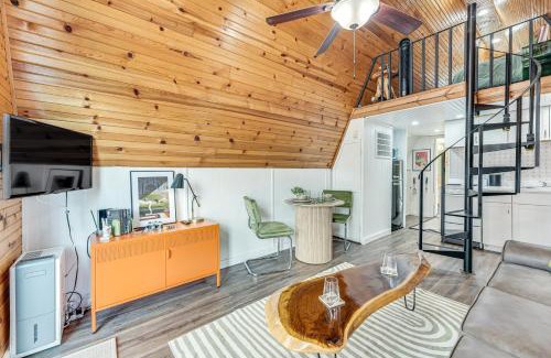 Lampe House | Cozy Cabin with Deck and Boat Launch Access in Lampe!