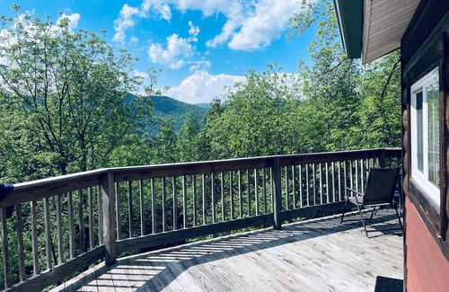 Robbinsville House | Cozy Cabin With Incredible Views - Hikers/Bikers/Anglers/Hunters Welcome