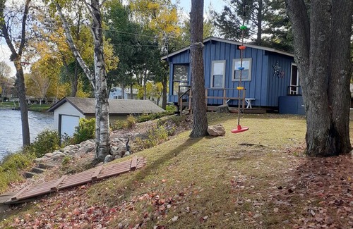 Mora Cabin | Cozy Cabin with stunning views situated on the south end of Knife Lake!