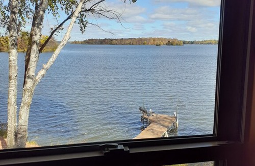 Mora Cabin | Cozy Cabin with stunning views situated on the south end of Knife Lake!