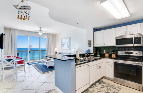 Panama City Beach Condo | Cozy Calypso condo with balcony & view of the Gulf