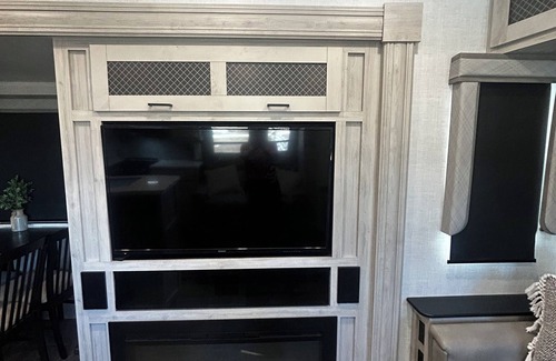 Yulee RV Rental | Cozy Camper on a mini farm with marsh front views!