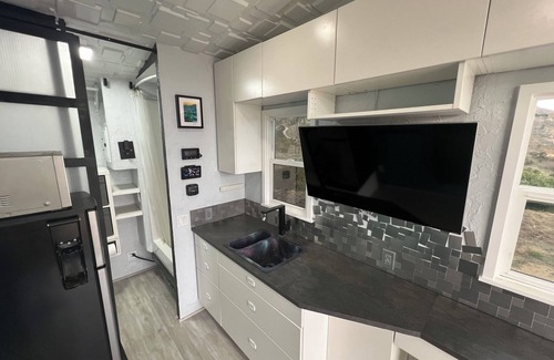Pauma Valley RV Rental | Cozy campground with AC and WiFi in brilliant Pauma Valley