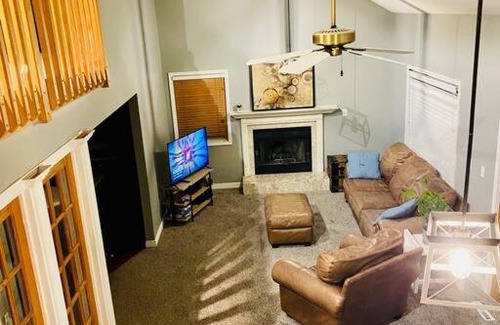 Canadian Lakes Ski Chalet | Cozy Canadian Lakes Cottage