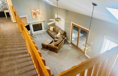 Canadian Lakes Ski Chalet | Cozy Canadian Lakes Cottage
