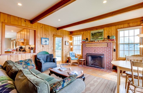 Tolovana Park House | Cozy Cape Cod oceanfront house w/WiFi, sweeping ocean views - steps to beach