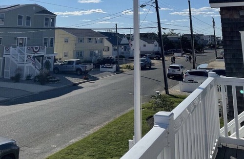 Surf City House | Cozy cape near the bay and beach!