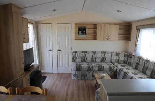 Vlissegem Other | Cozy caravan on small campsite near woods & sea