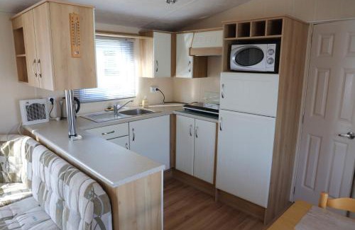 Vlissegem Other | Cozy caravan on small campsite near woods & sea