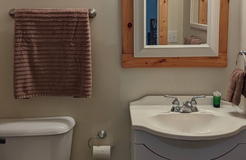 Banner Elk Cottage | Cozy Carriage house near Grandfather Mountain