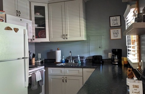 Banner Elk Cottage | Cozy Carriage house near Grandfather Mountain